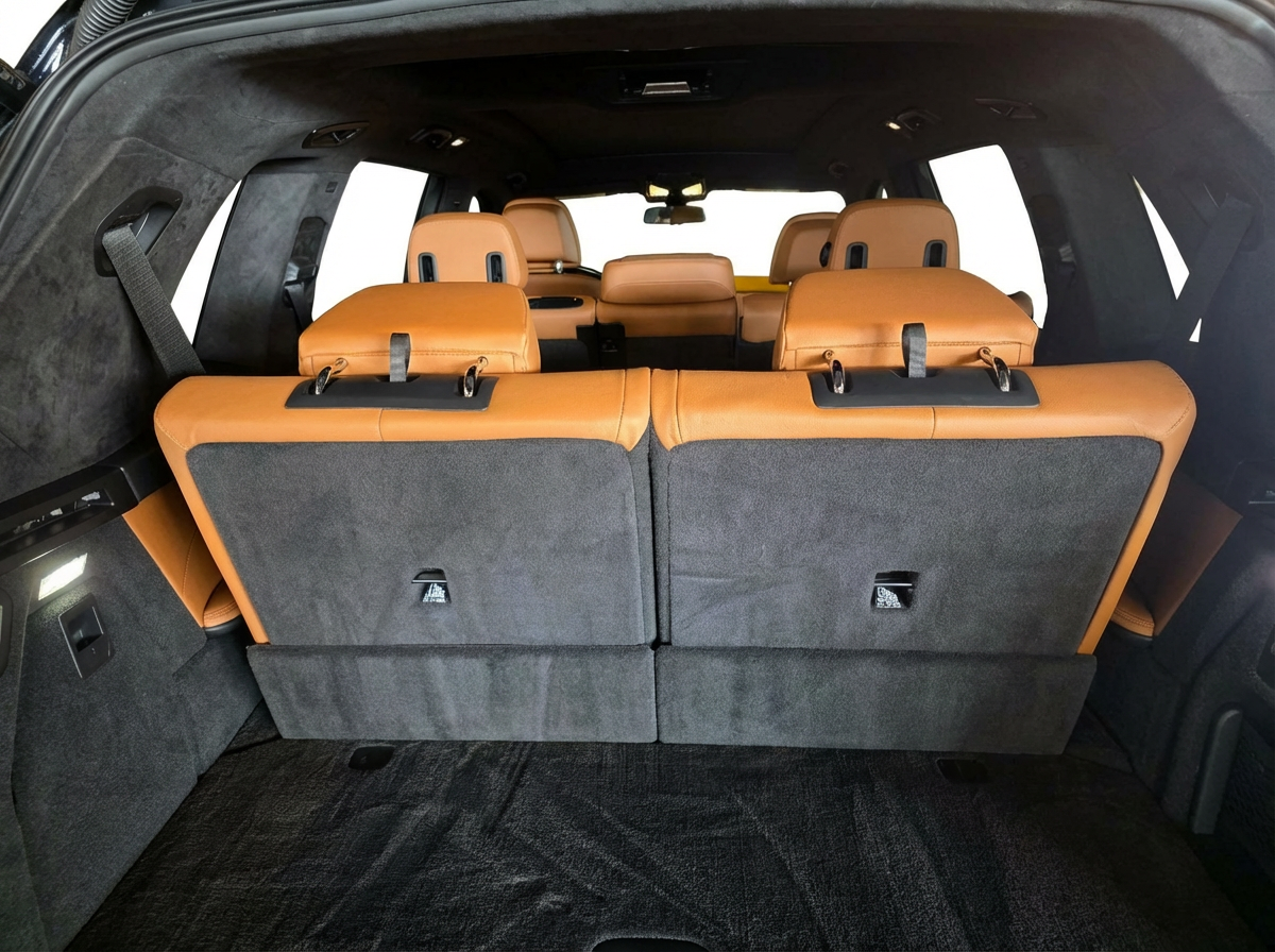 2022 BMW X7 Interior